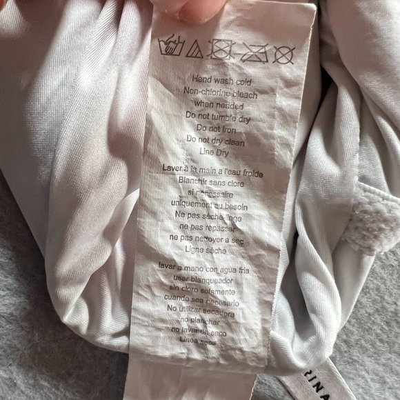 Trina Turk Swimsuit Womens 6 Blue Pink Off The Shoulder Royal Botanical Print - Picture 14 of 16